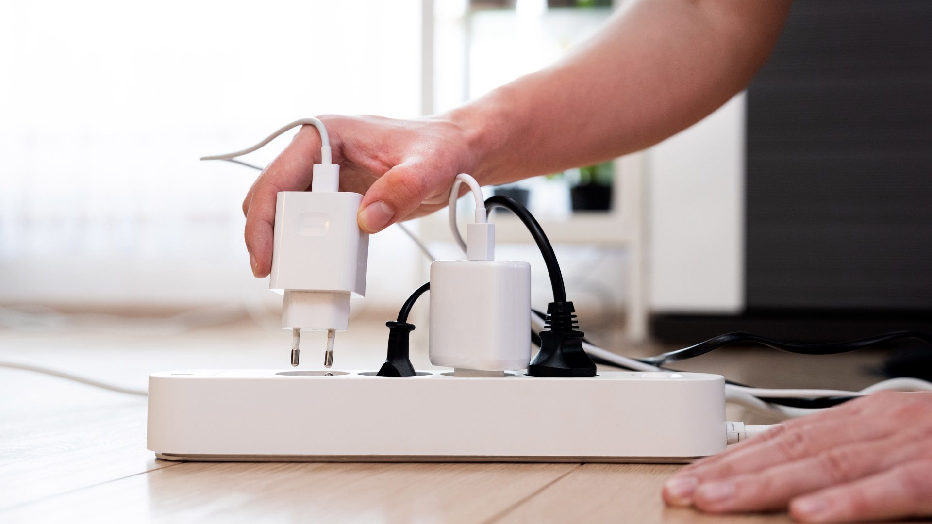 Unplug power cords COVER