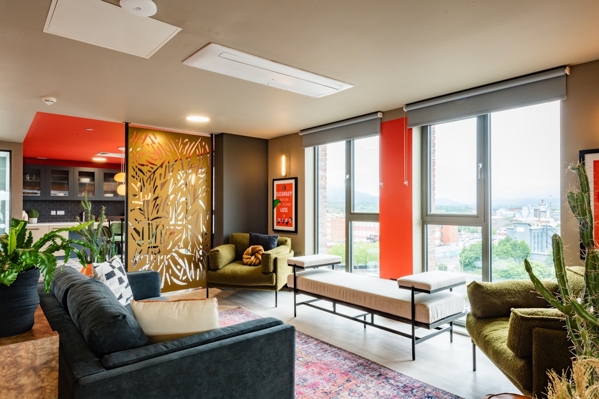 Nelson Place Sky Lounge 73