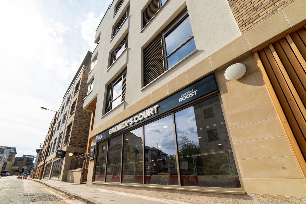 SR Brewer s Court Entrance 8