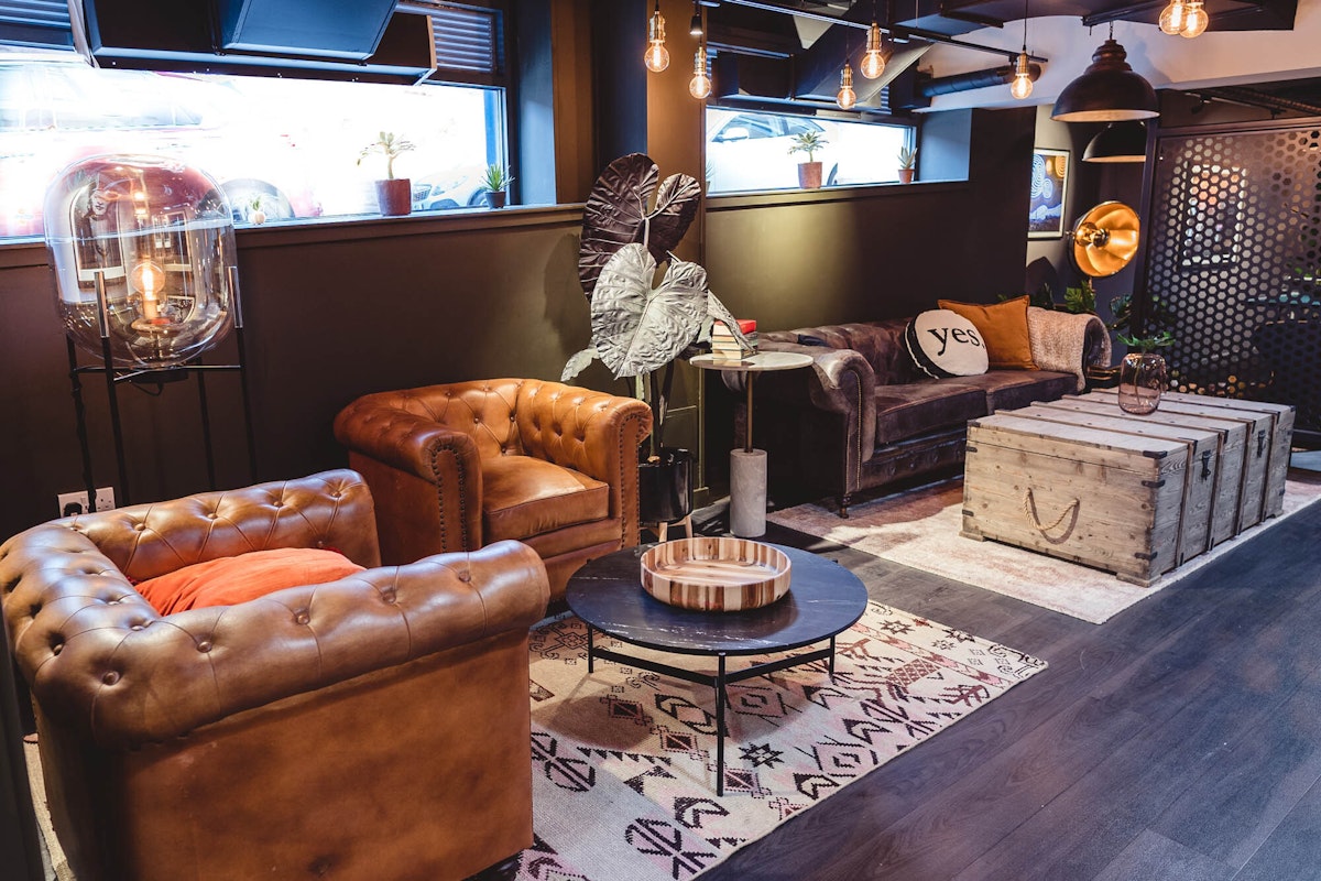 STUDENT ROOST Portsburgh Court social space