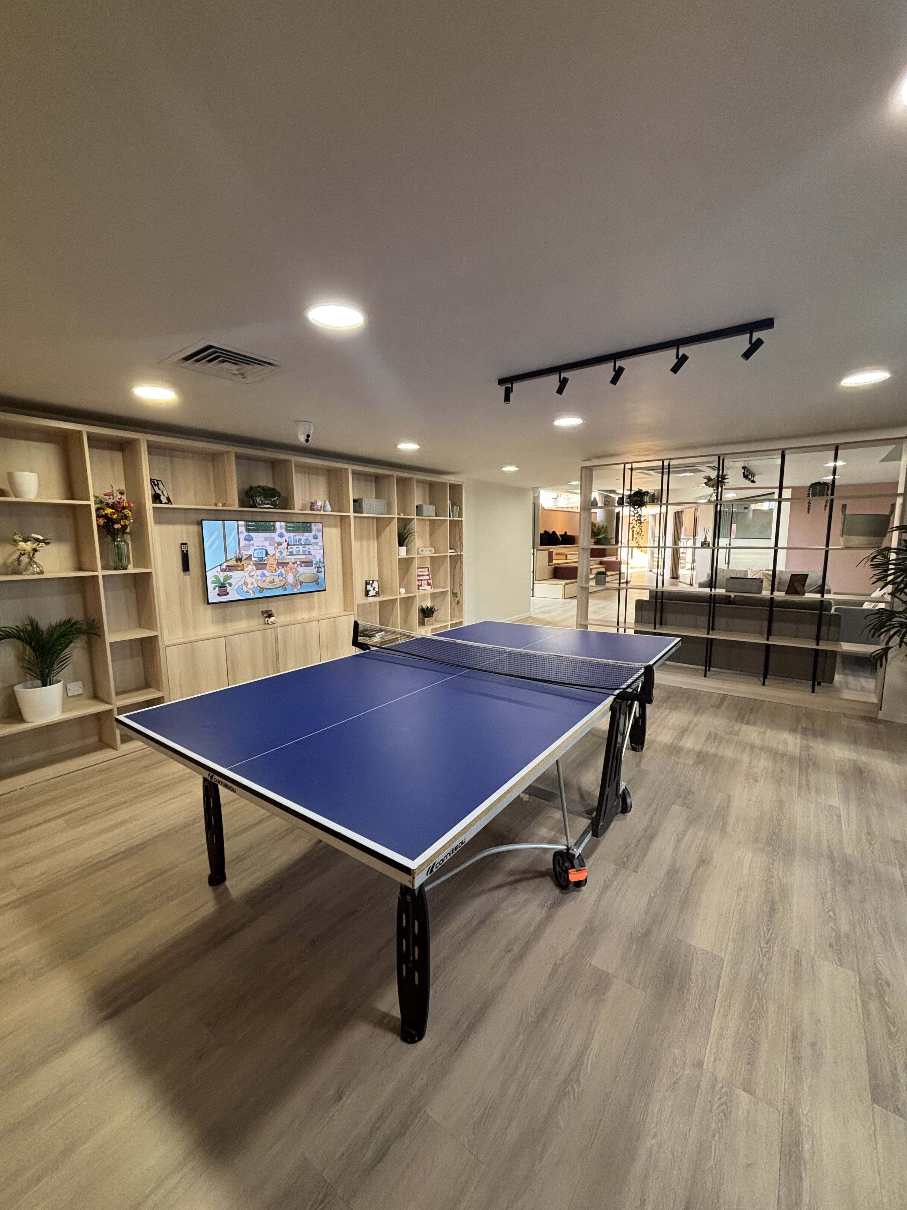 Glasgow Dobbies Point communal area 2