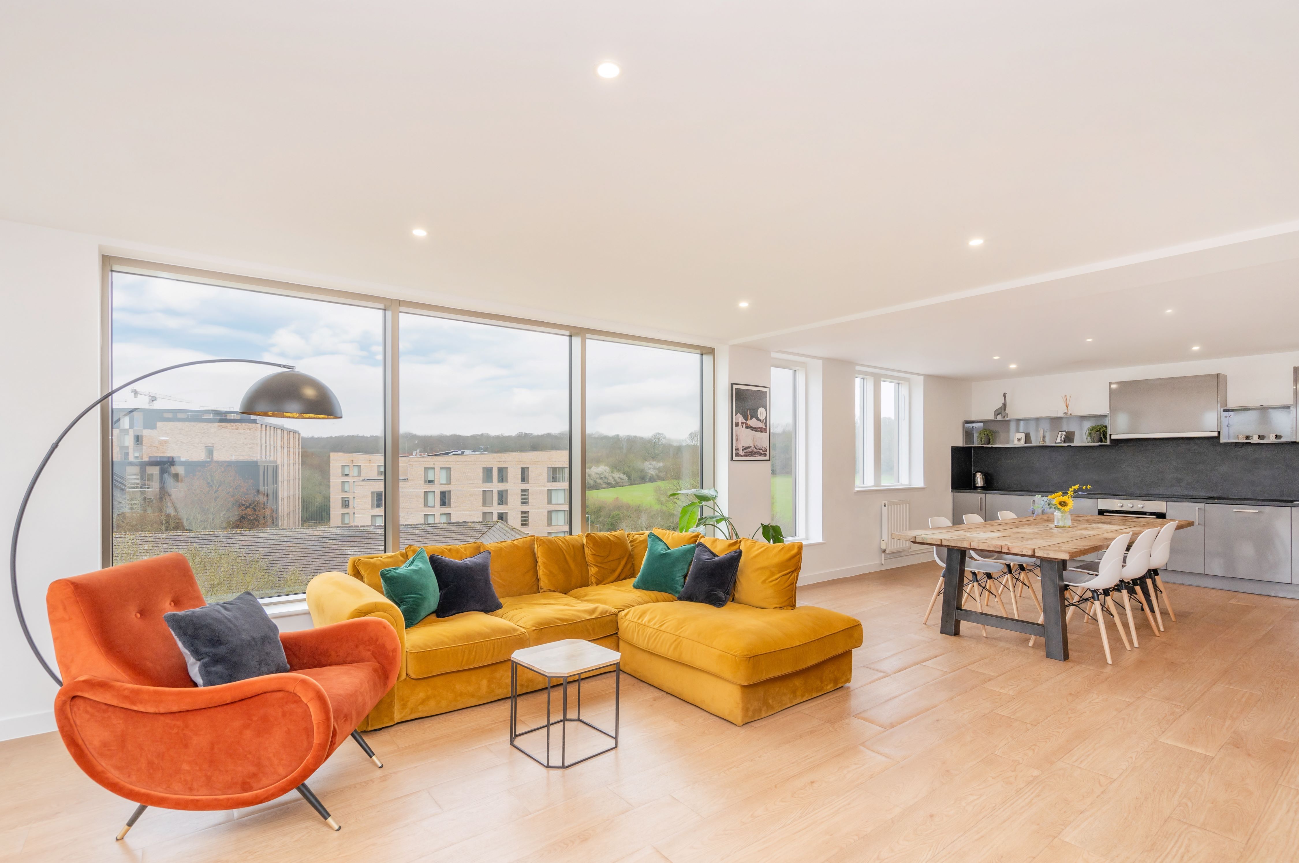 The Oaks Social Space 3